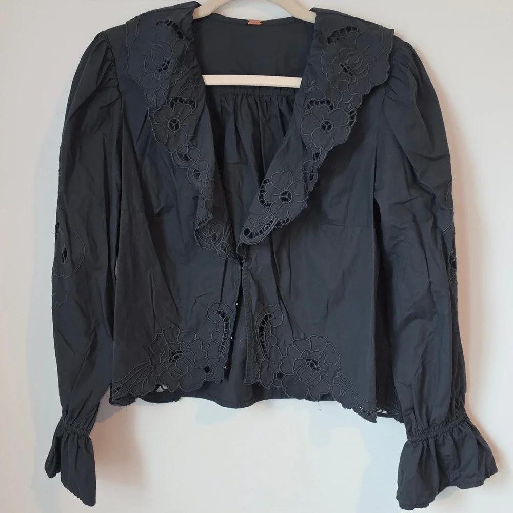Free People Black Eyelet Embroidered Scallop V-Neck Blouse Top Ruffle Cuff S